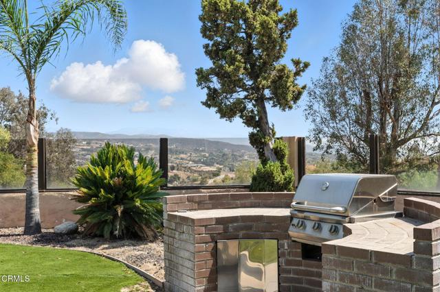 38470 Ave De La Bandolero, Temecula CA: https://media.crmls.org/mediaz/d695e77d-f615-4a32-af1f-cfa613951561.jpg