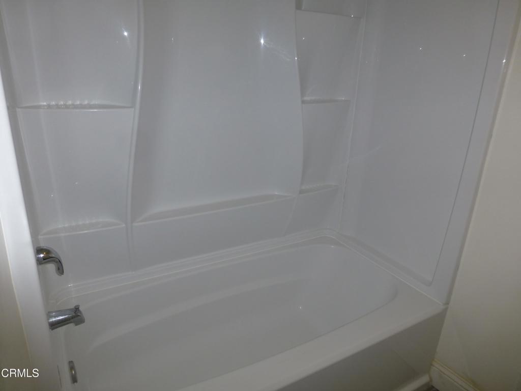 MLS #V1-31050 image #8