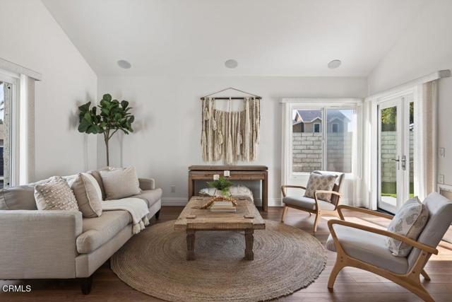 Image 3 of 40 For 1297 Halifax Court