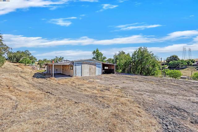 Image 42 of 57 For 16881 Midway Rd
