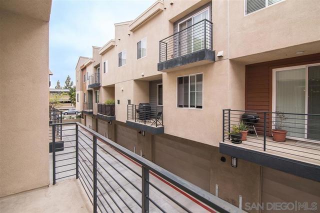 4537 Rainier, San Diego CA: https://media.crmls.org/mediaz/d69853a7-fe42-4a9b-ba28-366f9c798b02.jpg