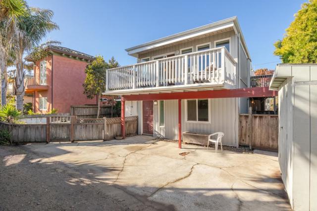 360 36th Avenue, Santa Cruz CA: https://media.crmls.org/mediaz/d6985aba-d580-4d34-a19e-649edfda3729.jpg
