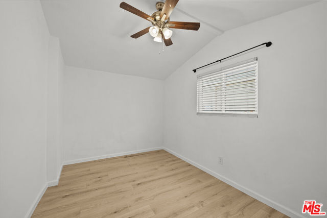 7853 Bothwell Road photo 28