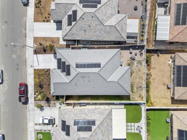 28382 Hopscotch dr,  CA: https://media.crmls.org/mediaz/d69af6ad-a90c-4f3a-8cd5-a765c1859551.jpg
