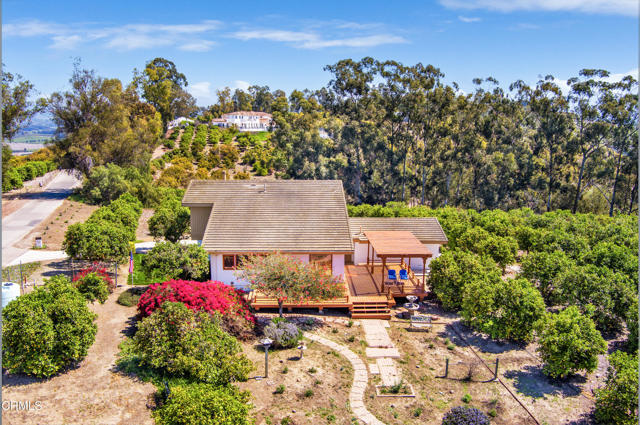 6860 Worth Way, Camarillo CA: https://media.crmls.org/mediaz/d69b22cb-4bde-4611-bf9d-edacaccabd1a.jpg