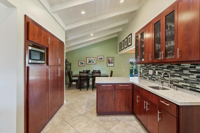 141 Holliday Drive, Hollister CA: https://media.crmls.org/mediaz/d69c0fa2-8f9e-49f2-98f1-ccb78d66049e.jpg