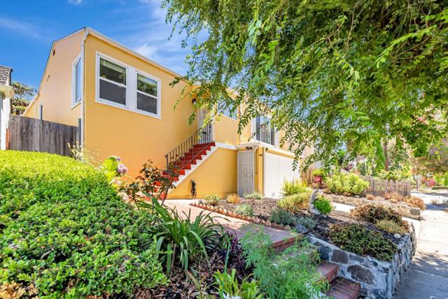 604 Key Boulevard, Richmond CA: https://media.crmls.org/mediaz/d69c7fad-d475-4393-af8a-9edc32238dd8.jpg