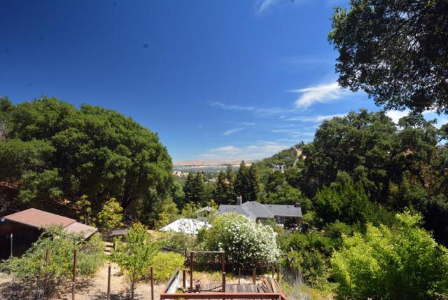 1750 Toyon Road, Lafayette CA: https://media.crmls.org/mediaz/d69d7d13-dad3-4014-a938-d96ff848ba5b.jpg