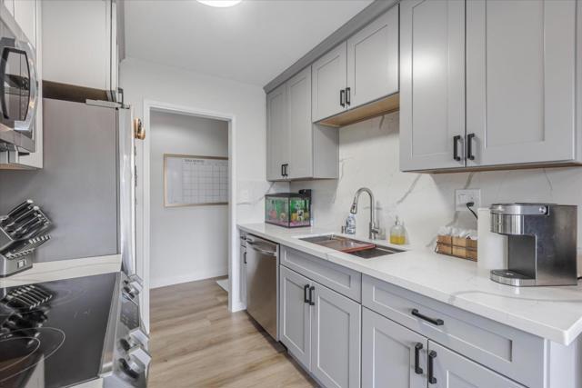 Image 7 of 35 For 2625 Keystone Avenue 207