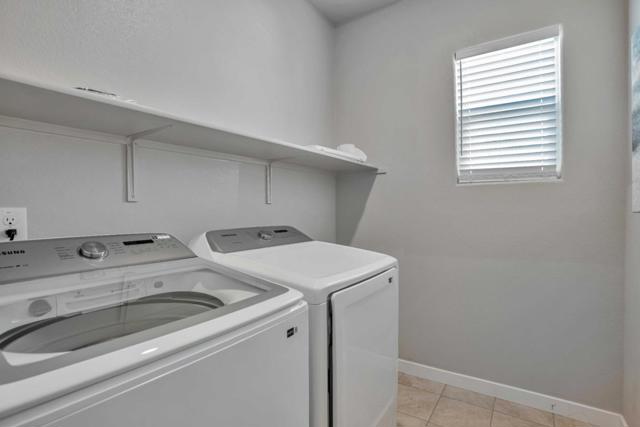 1618 Pagoda Lane, Sacramento CA: https://media.crmls.org/mediaz/d69e023f-fb96-45a8-b1a6-95767b1fbf18.jpg