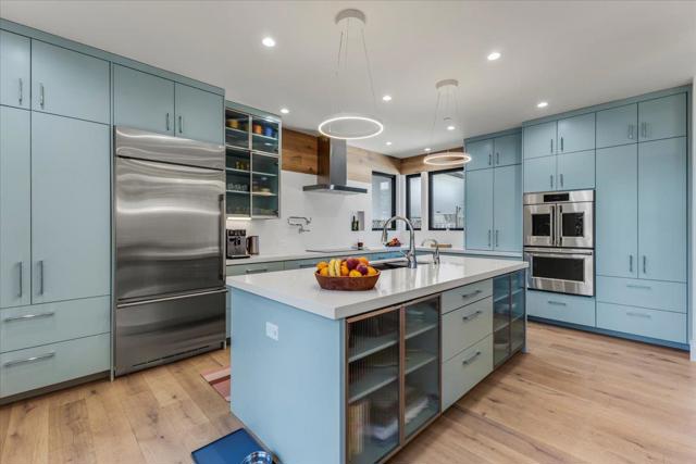 541 Dry Creek Road, Monterey CA: https://media.crmls.org/mediaz/d69ea528-e642-4178-ab97-9d15131cc15c.jpg