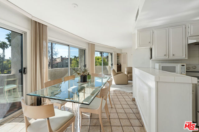 Drew Fenton | 836 S Bundy Drive Los Angeles CA | MLS: 7113379