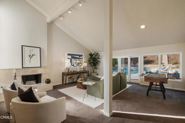 Detail Gallery Image 5 of 43 For 3033 Hopeton Rd, La Crescenta,  CA 91214 - 3 Beds | 2 Baths