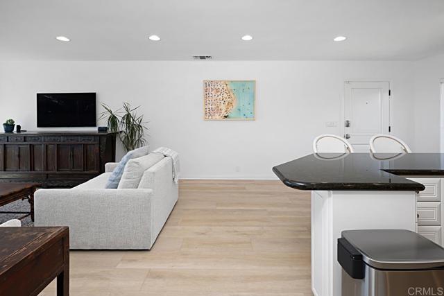 Detail Gallery Image 16 of 34 For 155 15th St #21,  Del Mar,  CA 92014 - 1 Beds | 1 Baths