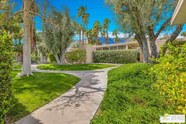 360 Cabrillo Road, Palm Springs CA: https://media.crmls.org/mediaz/d6a03bc1-d193-4e69-81ed-9655b70b7c81.jpg