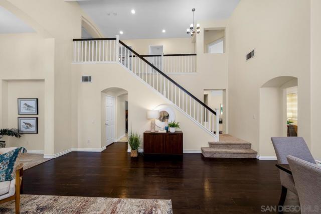 6789 Camino De Amigos, Carlsbad CA: https://media.crmls.org/mediaz/d6a18a03-4dd4-4f48-97d8-e1dffb3ebcf8.jpg