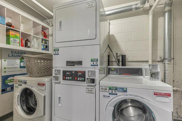 382 Coronado Avenue, Long Beach CA: https://media.crmls.org/mediaz/d6a2580c-ba26-45e1-afbc-c816a7122193.jpg