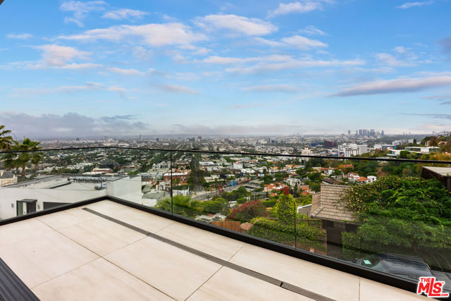 1545 Marlay Drive, Los Angeles CA: https://media.crmls.org/mediaz/d6a29452-3f0e-4856-b210-64fcb1e2364d.jpg