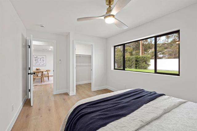 Image 22 of 34 For 6117 La Jolla Boulevard