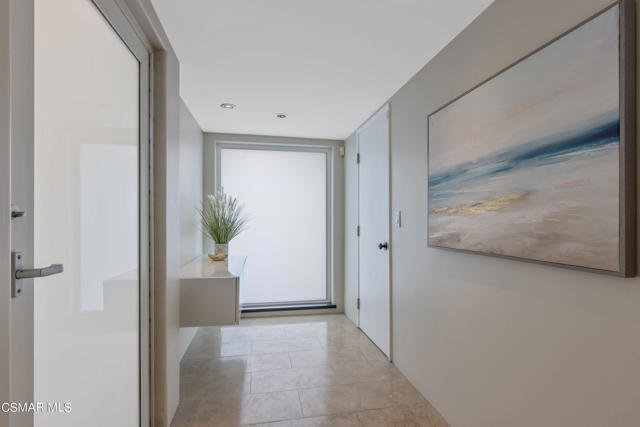 Image 5 of 53 For 4015 Ocean Drive