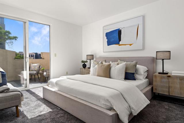 1601 India, San Diego CA: https://media.crmls.org/mediaz/d6a328db-dce3-44a8-af4b-a3a03b6ce75f.jpg