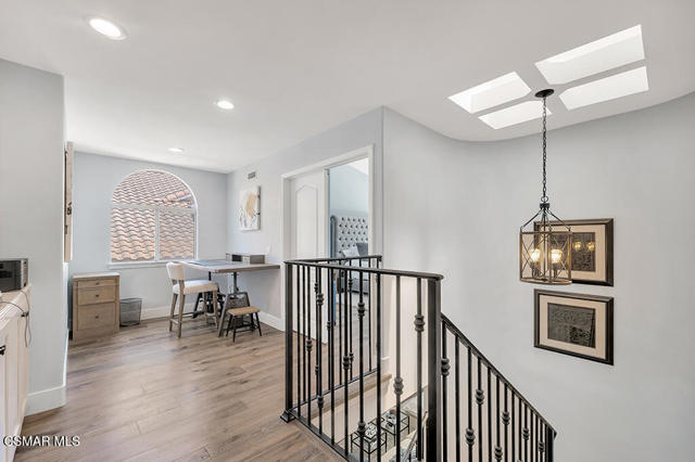 1847 Fox Springs Circle, Newbury Park CA: https://media.crmls.org/mediaz/d6a3562f-45d9-4b40-8706-7decf8b54296.jpg