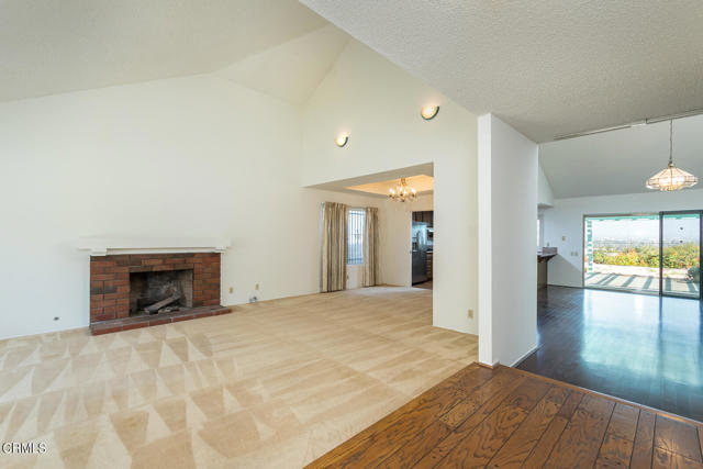 Detail Gallery Image 2 of 41 For 10703 Spy Glass Hill Rd, Whittier,  CA 90601 - 3 Beds | 2 Baths