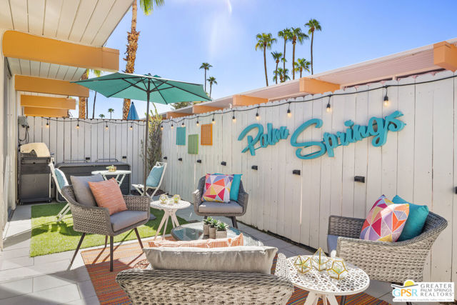 1111 E Palm Canyon Drive, Palm Springs CA: https://media.crmls.org/mediaz/d6a5c2e6-6eae-4e80-ab86-ff960e6b629a.jpg
