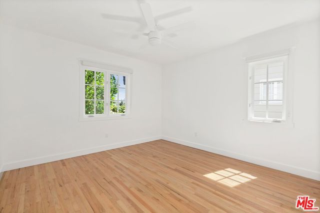 541 Homer Street, Manhattan Beach CA: https://media.crmls.org/mediaz/d6a629a9-cd79-4b1b-b5f6-f1cad42cf75a.jpg