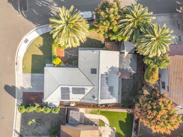 5510 Dunsburry Way, San Jose CA: https://media.crmls.org/mediaz/d6a6500a-8a20-42c5-9e08-264ebf2d792c.jpg