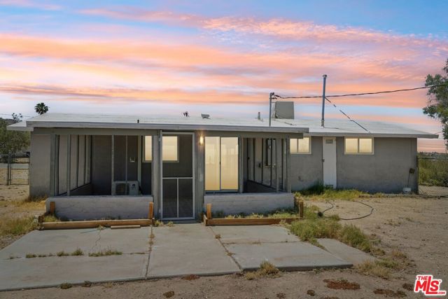 6959 Juniper Avenue,  CA: https://media.crmls.org/mediaz/d6a70005-4770-4caa-8193-d072de635371.jpg