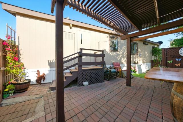 1117 Baldwin Street, Salinas CA: https://media.crmls.org/mediaz/d6a73290-76c9-4f37-aba0-8a080127ffb9.jpg