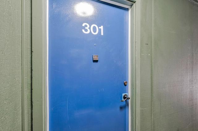 2700 Le Conte Avenue, Berkeley CA: https://media.crmls.org/mediaz/d6a75816-c8eb-4136-acff-299ebbc6f047.jpg