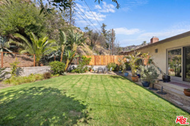 Drew Fenton | 707 Jacon Way Pacific Palisades CA | MLS: 7469273 Drew Fenton | 707 Jacon Way Pacific Palisades CA | MLS: 7469273