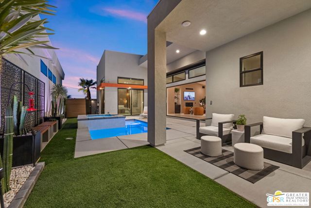 190 Obsidian Loop, Palm Springs CA: https://media.crmls.org/mediaz/d6a871cb-a370-4b25-a816-1a9a9ac4ed9e.jpg