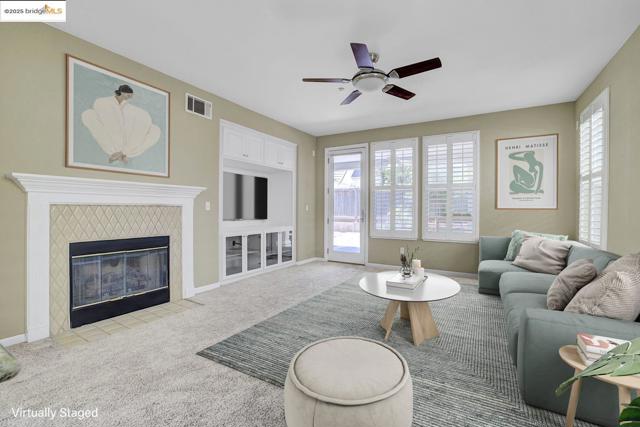 2743 Cathedral Cir, Brentwood CA: https://media.crmls.org/mediaz/d6a88dcf-e098-4034-8336-7ffbd4c5c112.jpg