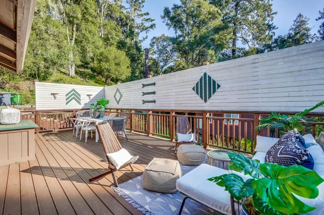 851 Burns Avenue, Aptos CA: https://media.crmls.org/mediaz/d6a8a6ba-2336-42af-a0ff-7bf21fd9cd9e.jpg