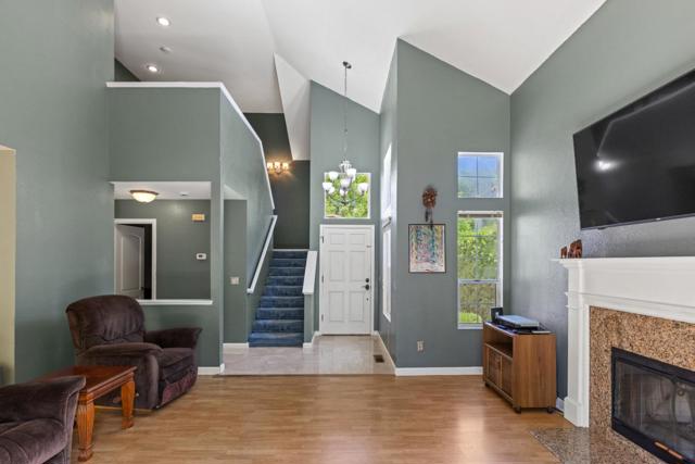 542 Via Sorrento, Morgan Hill CA: https://media.crmls.org/mediaz/d6a9cf34-6192-44b4-bd24-5a552744be44.jpg