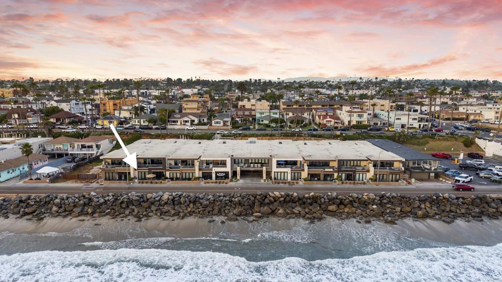 700 The Strand - photo 2