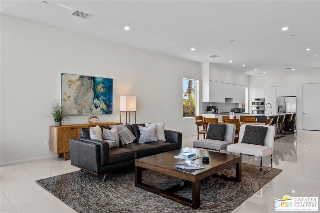 MLS #25608891PS image #4