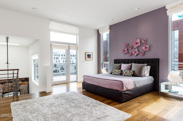 940 E 2nd Street, Los Angeles CA: https://media.crmls.org/mediaz/d6ac2589-8c3f-4ddc-8ae5-9b6ab8ca2f28.jpg