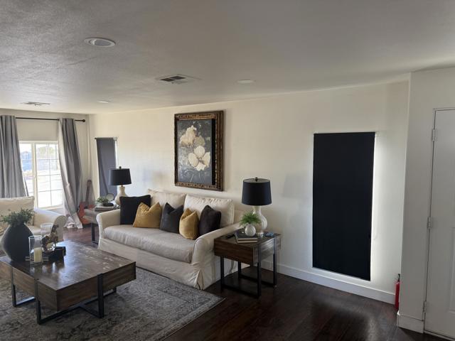 72466 Club View Dr., Mecca CA: https://media.crmls.org/mediaz/d6ad7c05-38a2-4799-ae86-d483a7120f04.jpg