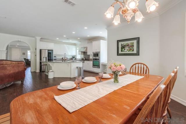 908 Hydra Ct, San Marcos CA: https://media.crmls.org/mediaz/d6ae51e8-7018-4cb4-b78d-c33953bd44dc.jpg