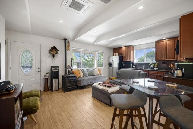 1090 W Edmundson Avenue, Morgan Hill CA: https://media.crmls.org/mediaz/d6ae5c6e-0a35-47f8-bb6b-13dd378bb9a7.jpg