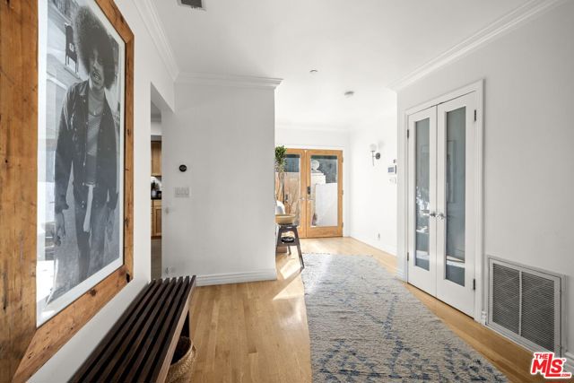 3411 Tareco Drive, Los Angeles CA: https://media.crmls.org/mediaz/d6b05879-2b36-4274-b614-52a9a412dbf5.jpg