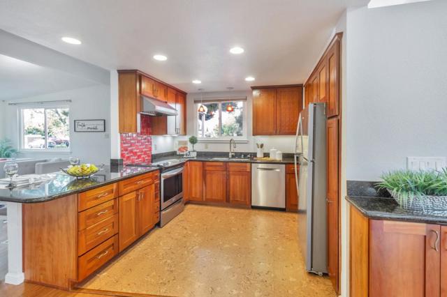 550 E Arbor Avenue, Sunnyvale CA: https://media.crmls.org/mediaz/d6b15573-5dcb-48da-8cbd-6049fd5ddee3.jpg