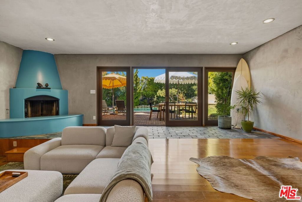 1133 Somera Road