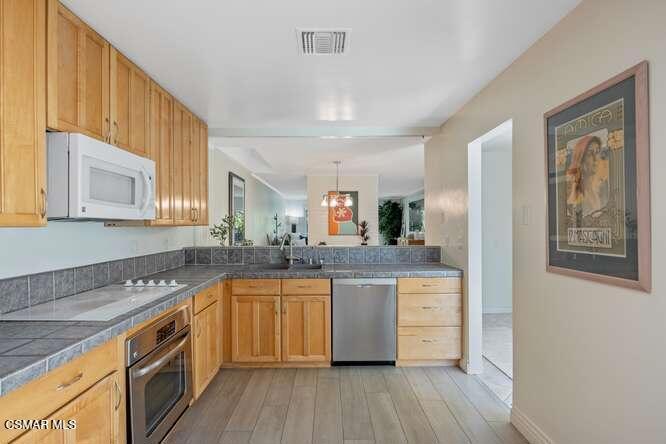 MLS #226003615 image #12