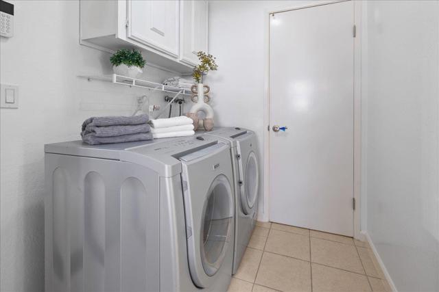 21547 Rosario Avenue, Cupertino CA: https://media.crmls.org/mediaz/d6b25457-c0e6-4ae0-8150-06d658c76b9b.jpg