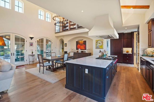 29549 Harvester Road, Malibu CA: https://media.crmls.org/mediaz/d6b381c8-d2d9-4af1-b35e-36777063447e.jpg